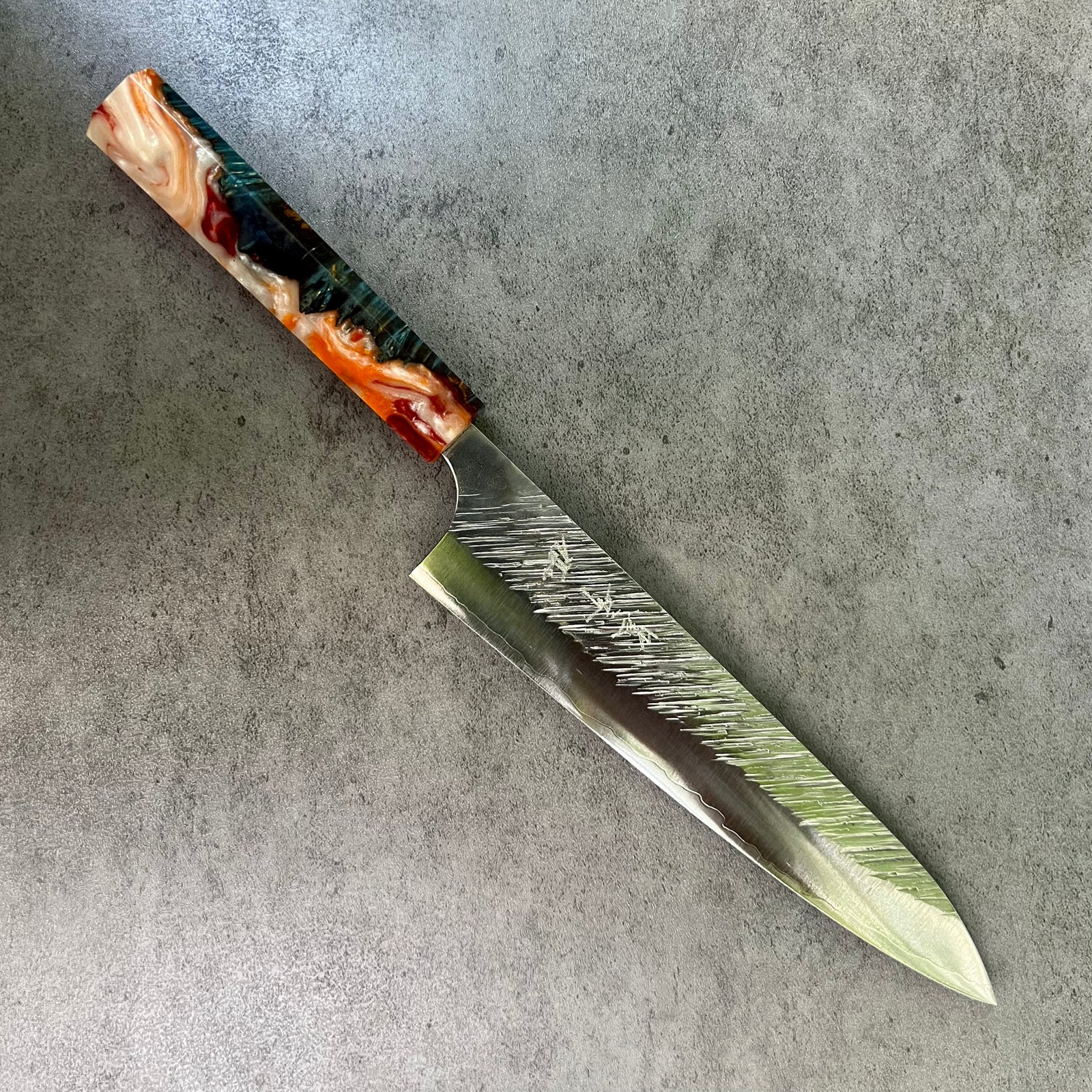 Yu Kurosaki Fujin SG2 Hammered Gyuto 210 - Blue hybrid handle